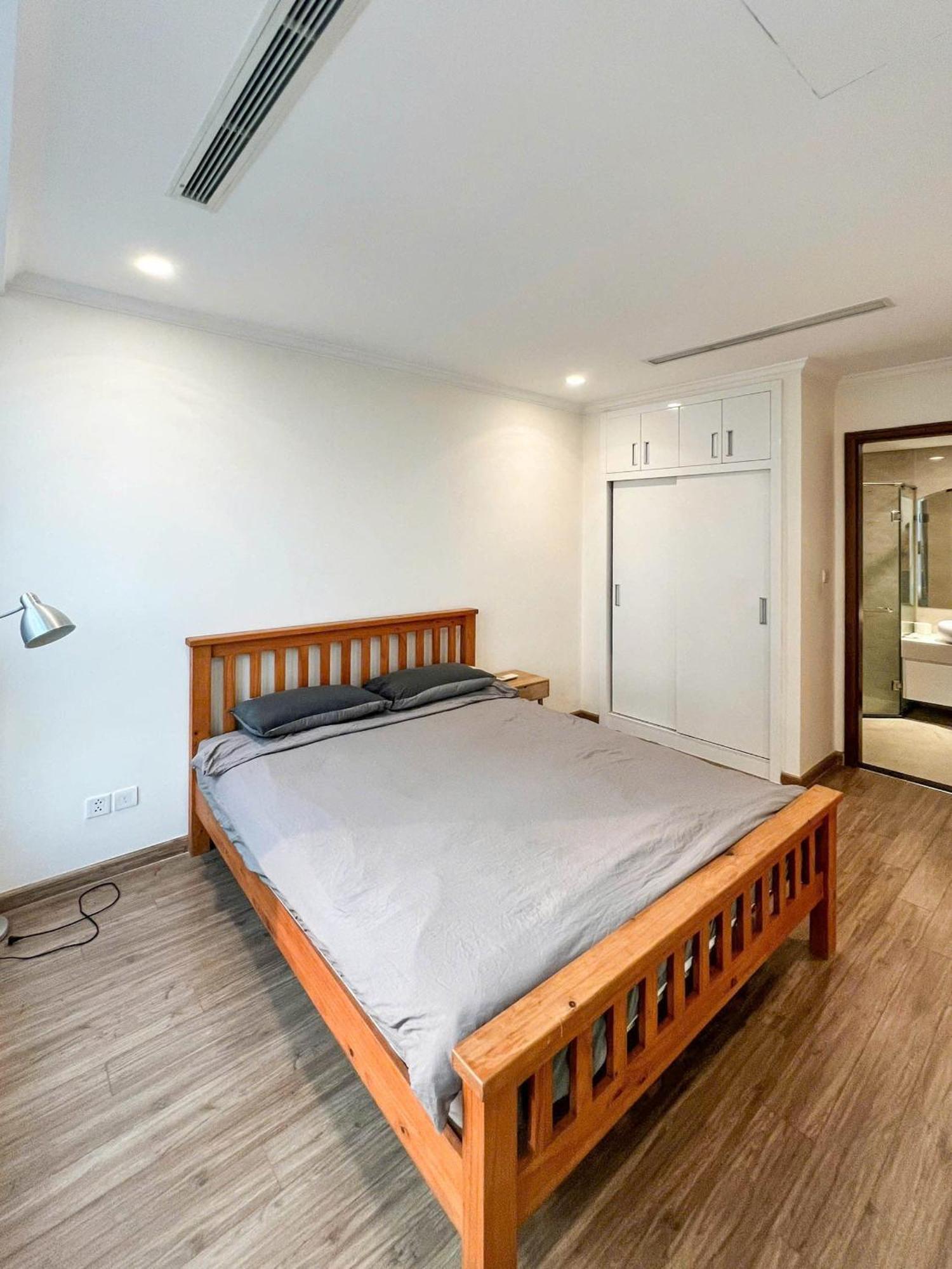 Zeus Living - Luxury In Landmark Căn hộ *